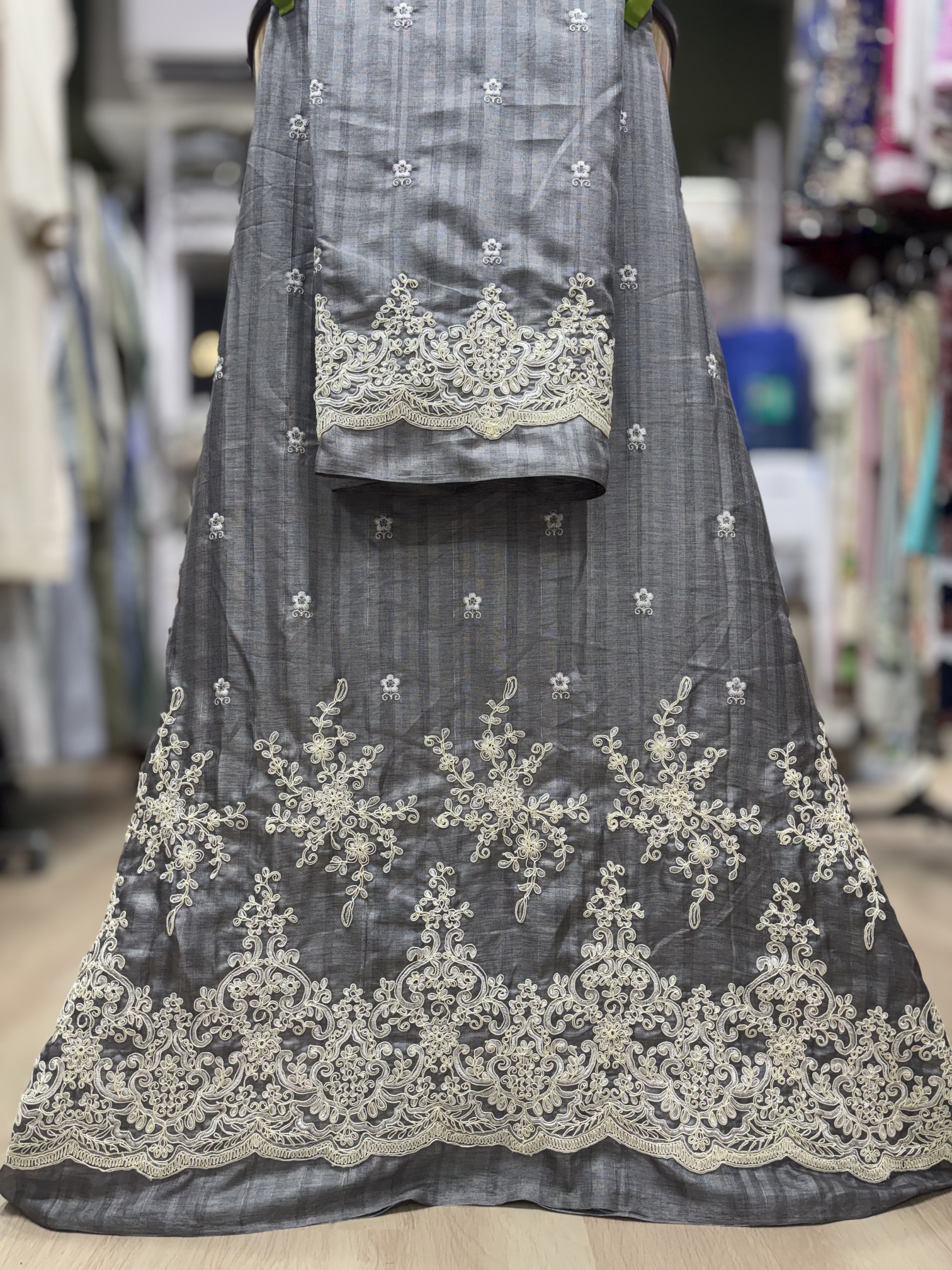 Gray Embroidered Ghagra and Pardi Rida Gray Embroidered Ghagra and Pardi Rida